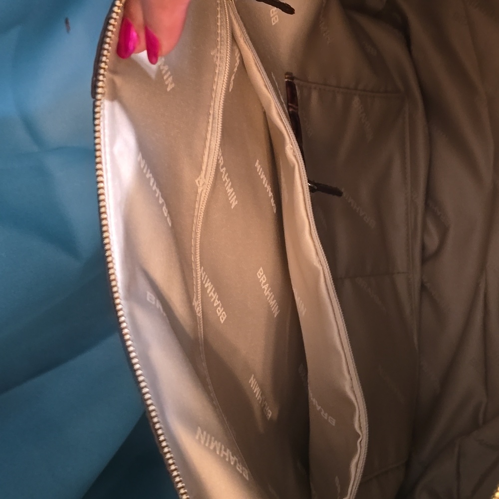 Brahmin Pecan Weekender - Picture 3 of 5